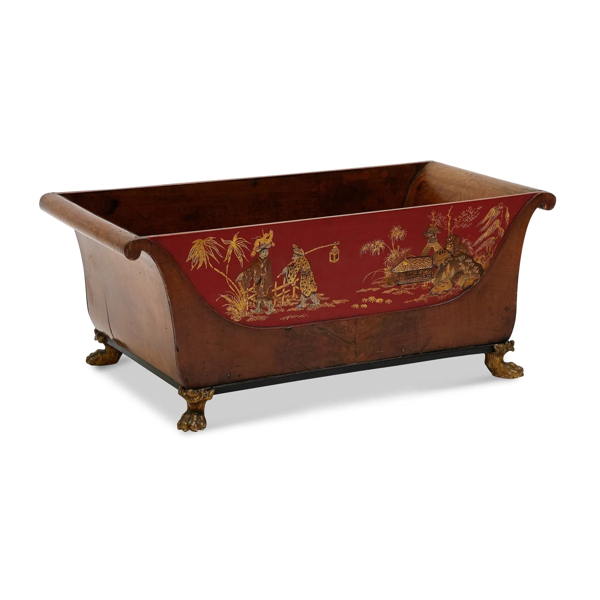 Nineteenth Century Lacquered Chinoiserie Centerpiece